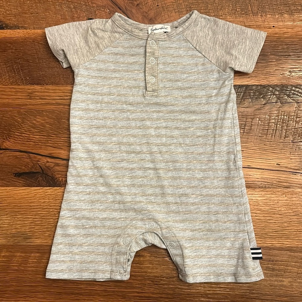 Splendid Baby Boy short sleeve Onesie Blue gray stripe Henley 3-6M